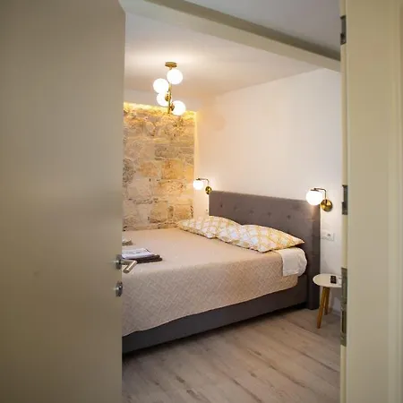 Apartments And Rooms Luan Rovinj Exterior photo