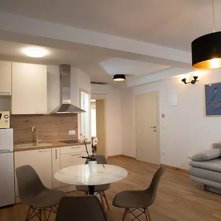 Apartments And Rooms Luan Rovinj Exterior photo