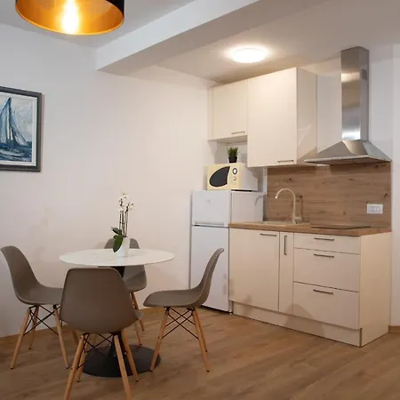 Apartments And Rooms Luan Rovinj Exterior photo